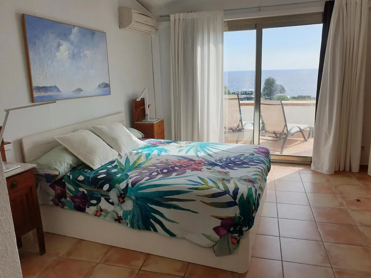 CAP SA SAL BEGUR primera línea de mar con terraza España